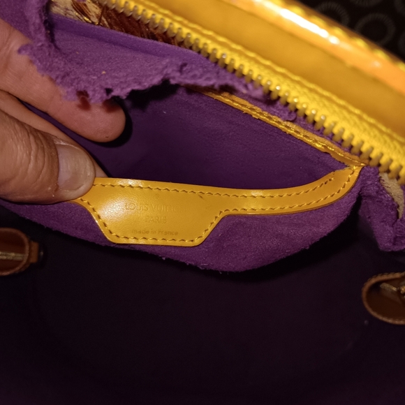 Louis Vuitton yellow epi leather backpack - Picture 6 of 8